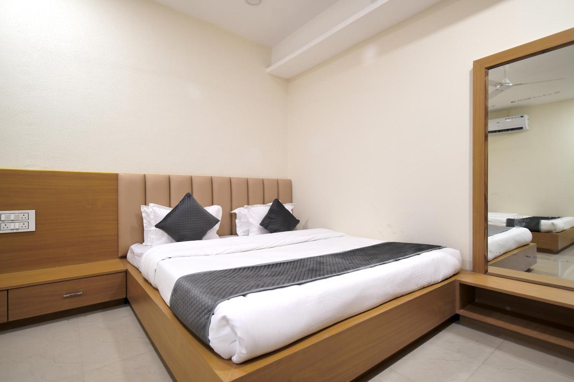 Hotel Shivlok ウッジャイン 部屋 写真
