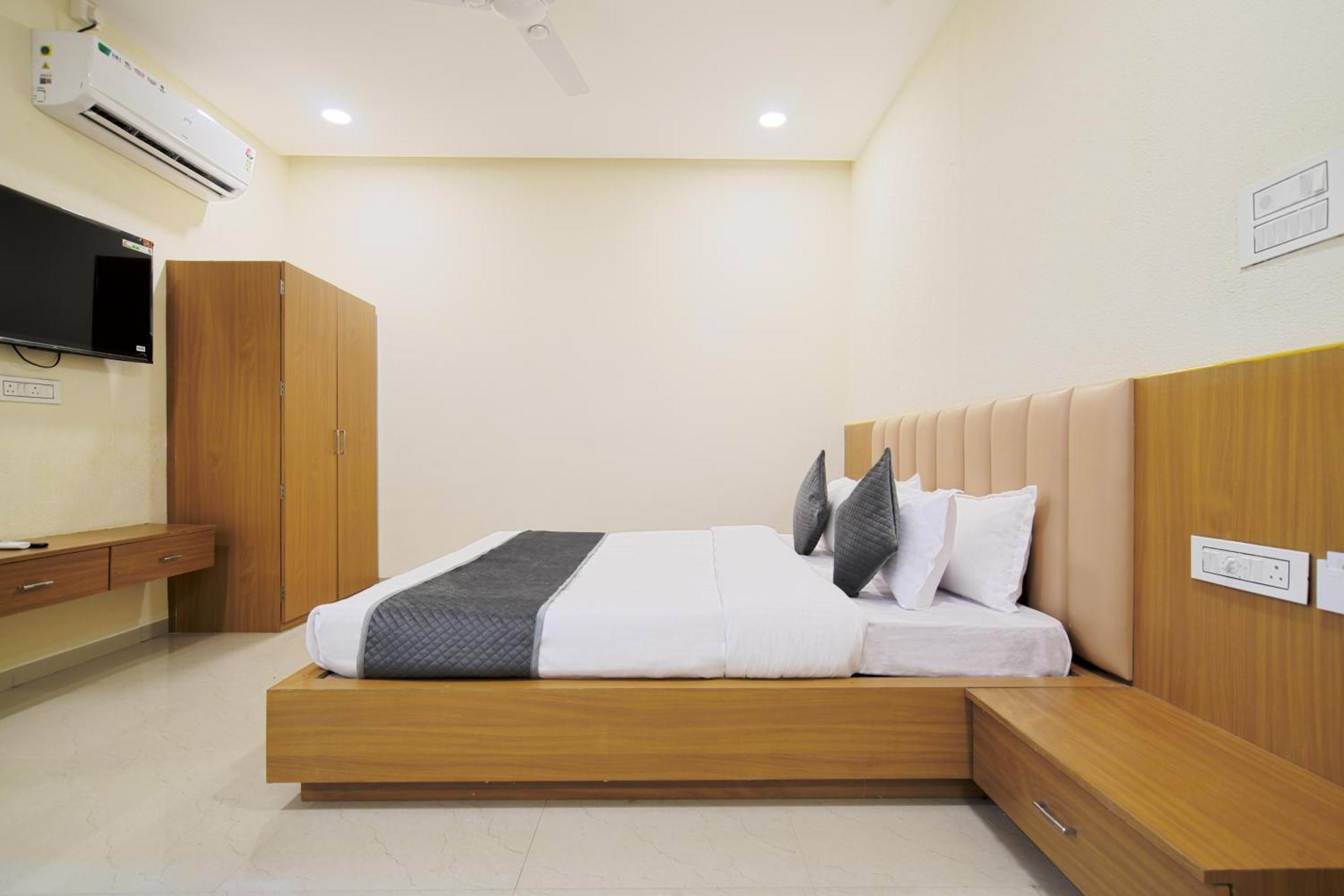 Hotel Shivlok ウッジャイン 部屋 写真