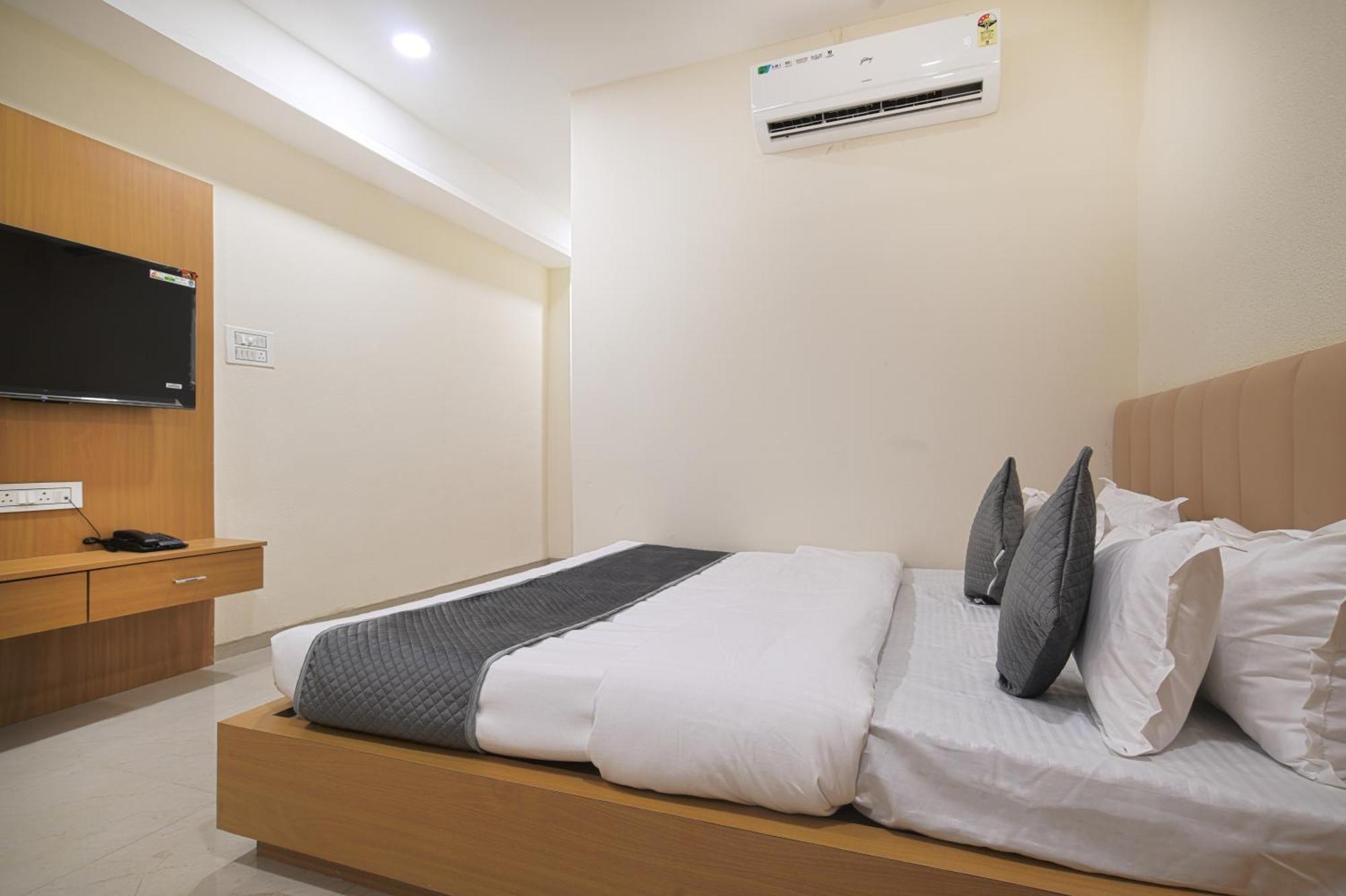 Hotel Shivlok ウッジャイン 部屋 写真