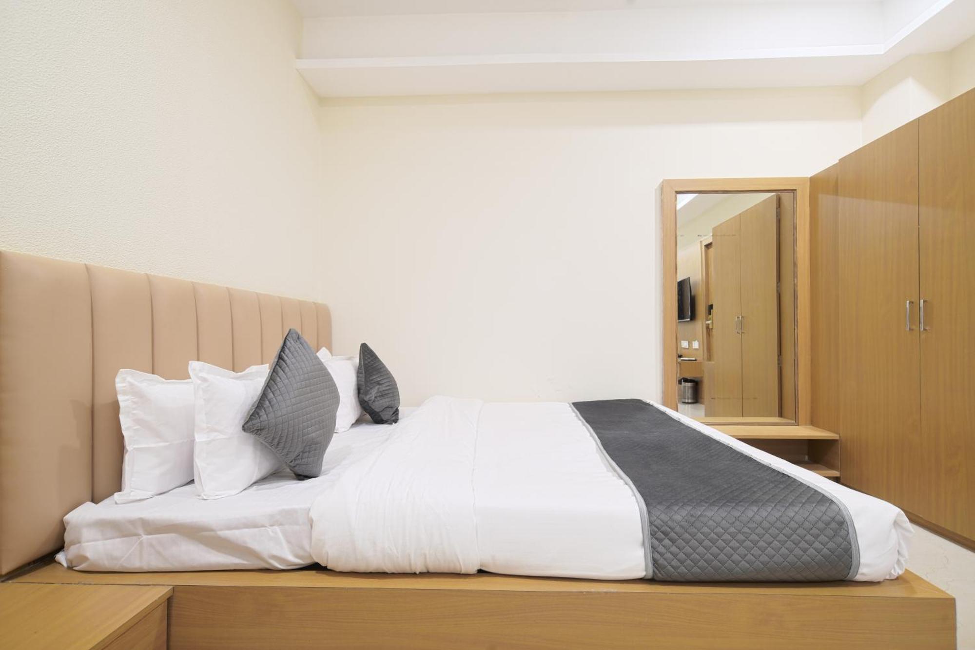 Hotel Shivlok ウッジャイン 部屋 写真